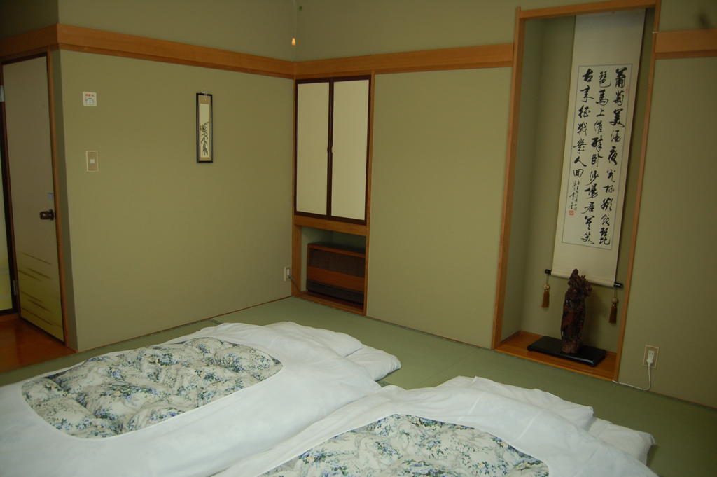 Onsen Pension Hanasakiyama Minakami Exterior photo