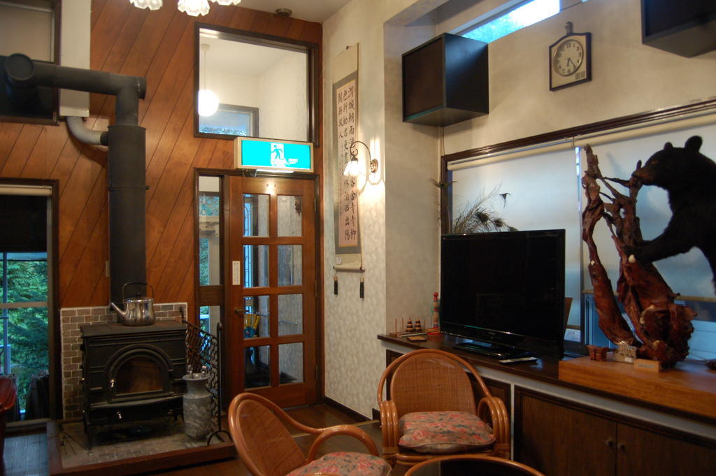 Onsen Pension Hanasakiyama Minakami Exterior photo